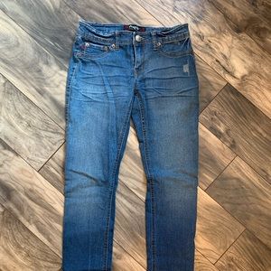 Fragile | Straight Stretch Jrs 3